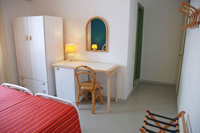 Imagen de la habitación del Hotel Galman, CARLOFORTE. Foto 15