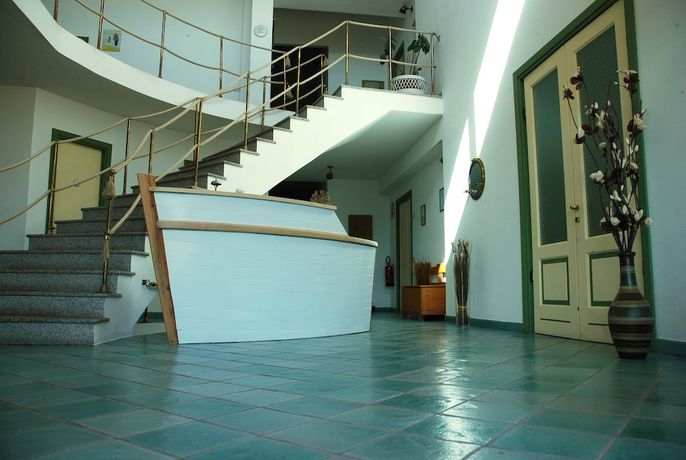 Imagen de los interiores del Hotel Galman, CARLOFORTE. Foto 19