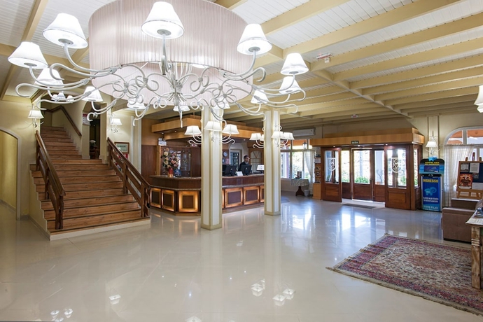 Imagen de los interiores del Hotel Galo Vermelho. Foto 15