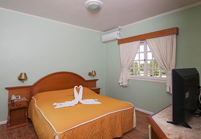 Imagen de la habitación del Hotel Galo Vermelho. Foto 6