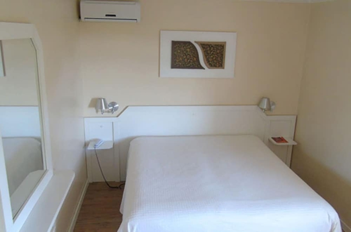 Imagen de la habitación del Hotel Galo Vermelho. Foto 8