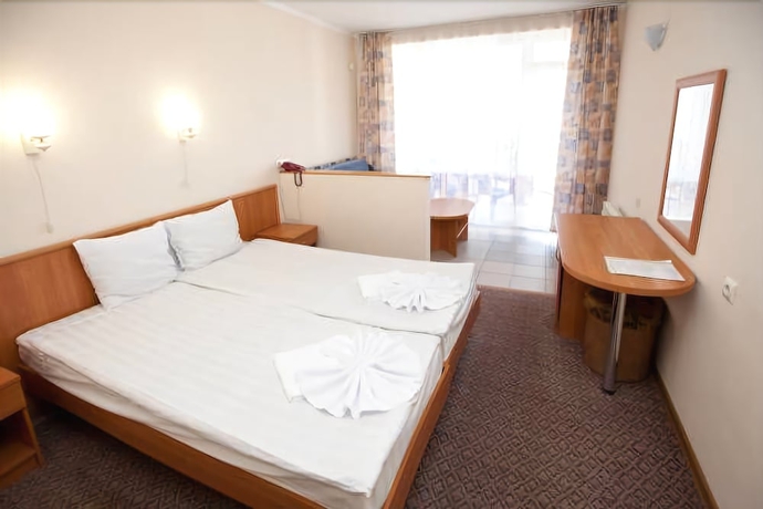 Imagen de la habitación del Hotel Galotel. Foto 4
