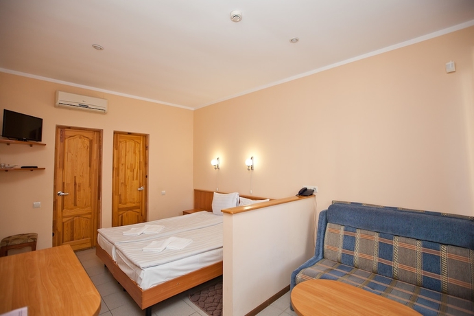 Imagen de la habitación del Hotel Galotel. Foto 12