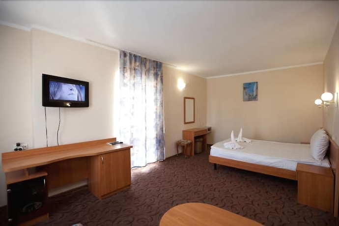 Imagen de la habitación del Hotel Galotel. Foto 15