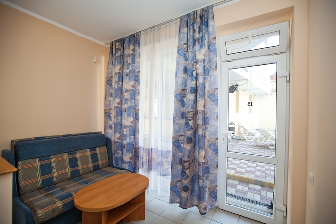 Imagen de la habitación del Hotel Galotel. Foto 17