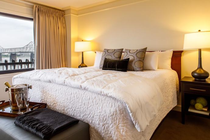 Imagen de la habitación del Hotel Galt House Trademark Collection By Wyndham. Foto 10