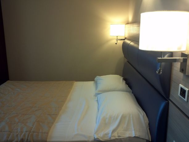 Imagen de la habitación del Hotel Galvani. Foto 10