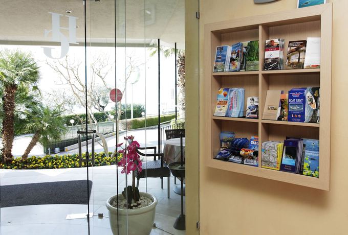 Imagen de los interiores del Hotel Galvani. Foto 19