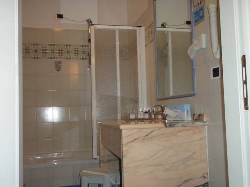Imagen de la habitación del Hotel Galvani, Torri Del Benaco. Foto 5