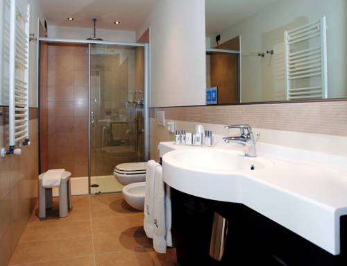 Imagen de la habitación del Hotel Galvani, Torri Del Benaco. Foto 7