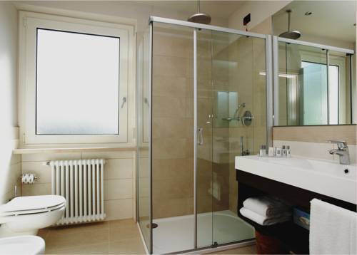Imagen de la habitación del Hotel Galvani, Torri Del Benaco. Foto 14