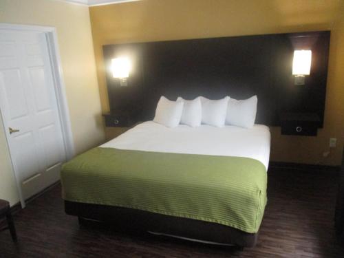 Imagen de la habitación del Hotel Galveston Beach. Foto 10