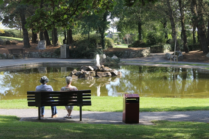 Imagen de los exteriores del Hotel Galway Bay. Foto 9