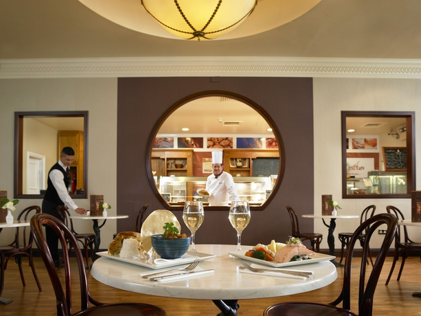 Imagen del bar/restaurante del Hotel Galway Bay. Foto 4