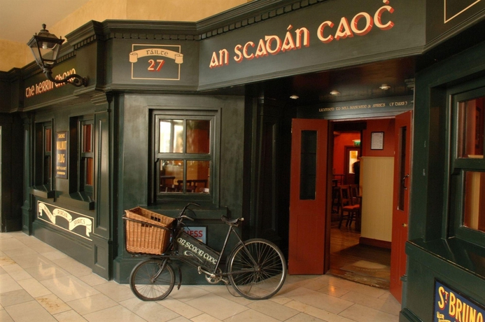 Imagen de los interiores del Hotel Galway Bay. Foto 13