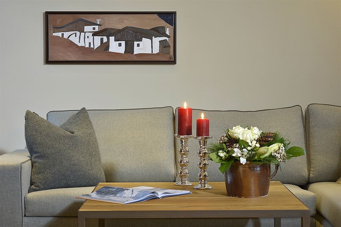 Imagen de los interiores del Hotel Galzig Lodge. Foto 12