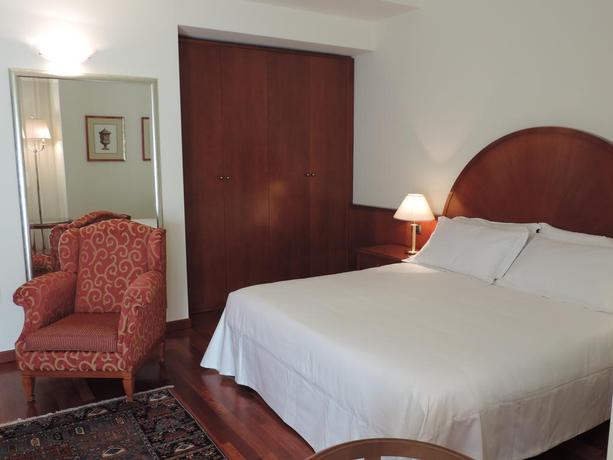 Imagen de la habitación del Hotel Gama. Foto 13