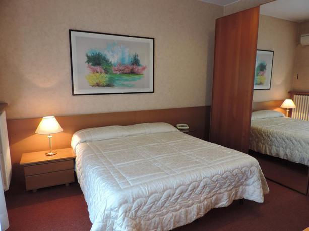 Imagen de la habitación del Hotel Gama, Melzo. Foto 14