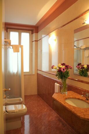 Imagen general del Hotel Gambara, Gambara. Foto 10