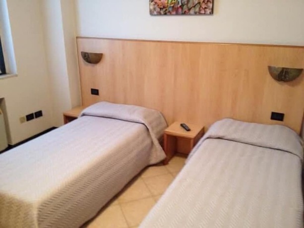 Imagen de la habitación del Hotel Gambero. Foto 9