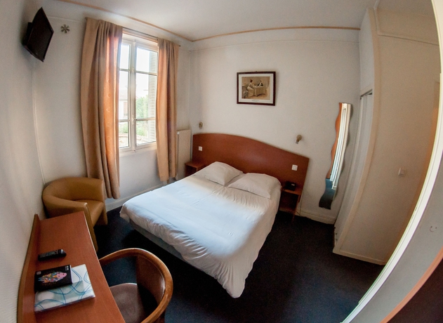 Imagen de la habitación del Hotel Gambetta, Reims. Foto 6