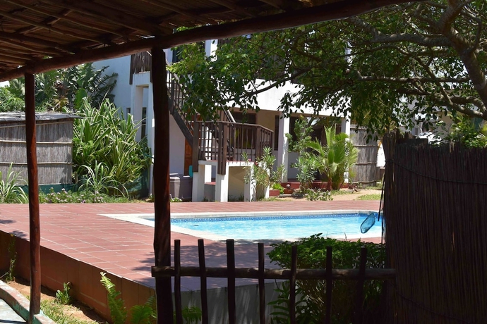 Imagen de la habitación del Hotel Gamboozini Lodge. Foto 9