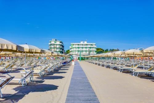 Imagen general del Hotel Gambrinus, Pinarella di Cervia. Foto 1