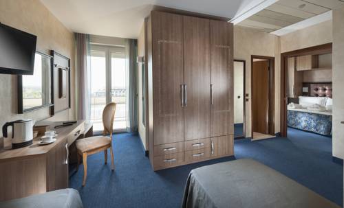 Imagen de la habitación del Hotel Gambrinus Tower Resort. Foto 8