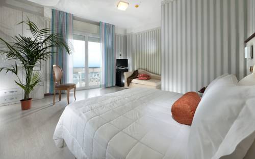 Imagen de la habitación del Hotel Gambrinus Tower Resort. Foto 9