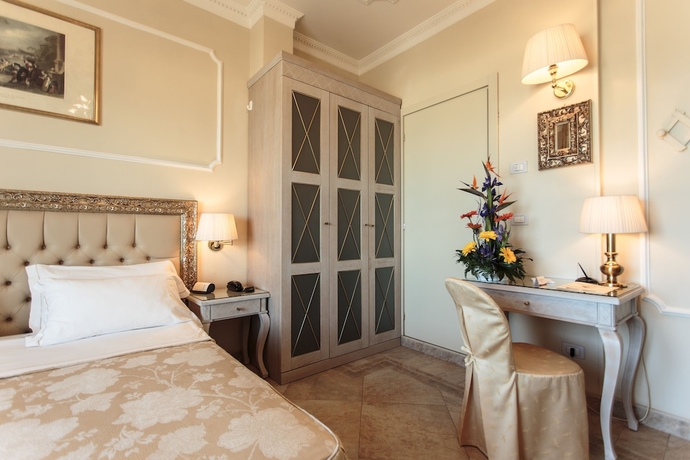Imagen de la habitación del Hotel Gambrinus and Strand. Foto 7