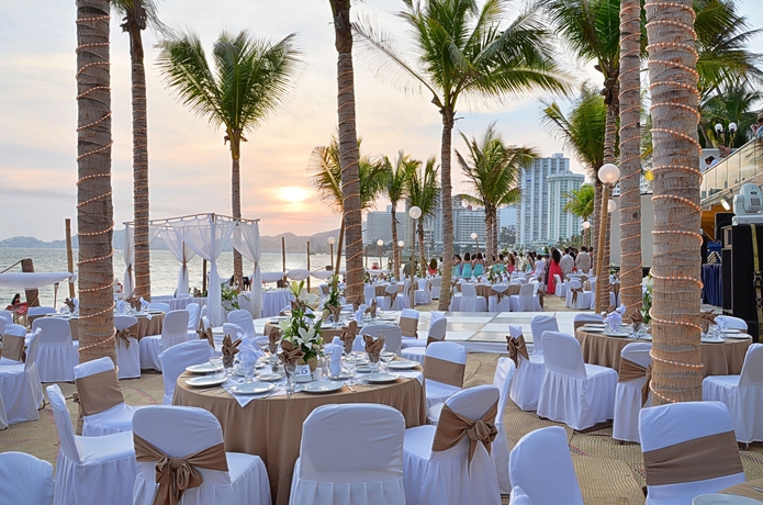 Imagen de los exteriores del Hotel Gamma Acapulco Copacabana. Foto 2