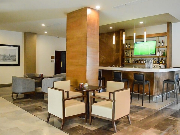 Imagen del bar/restaurante del Hotel Gamma Guaymas Armida. Foto 2