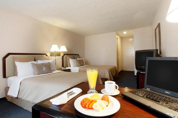 Imagen de los exteriores del Hotel Gamma Pachuca. Foto 15