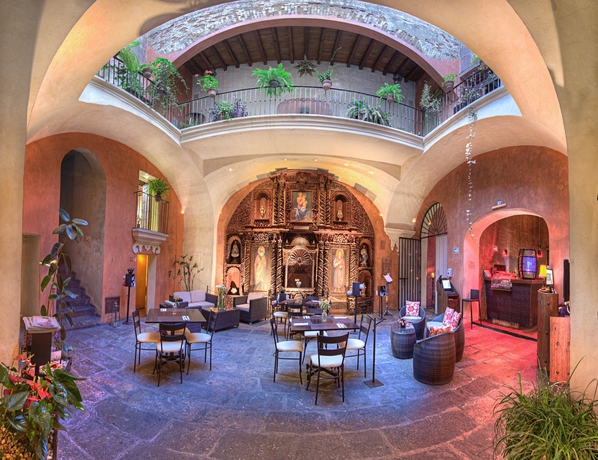 Imagen del bar/restaurante del Hotel Gamma Puebla Se&ntilde;orial Centro. Foto 5