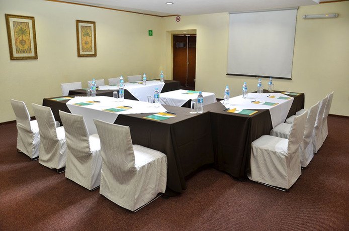 Imagen de los interiores del Hotel Gamma by Fiesta Inn Ciudad Obreg&oacute;n. Foto 8