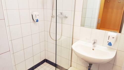 Imagen de la habitación del Hotel G&k. Foto 14