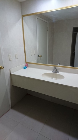 Imagen de la habitación del Hotel Gandara Hermosillo. Foto 11