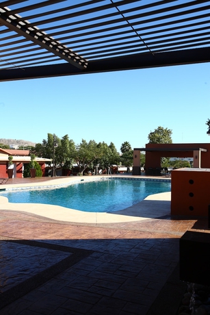Imagen de la piscina del Hotel Gandara Hermosillo. Foto 15