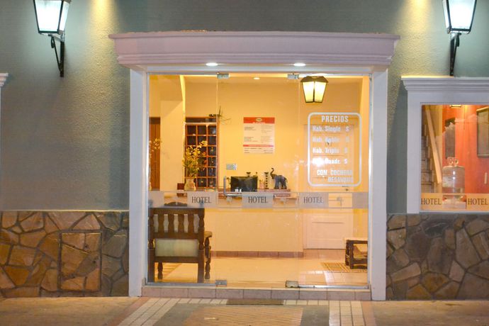 Imagen de los interiores del Hotel Gandia. Foto 18