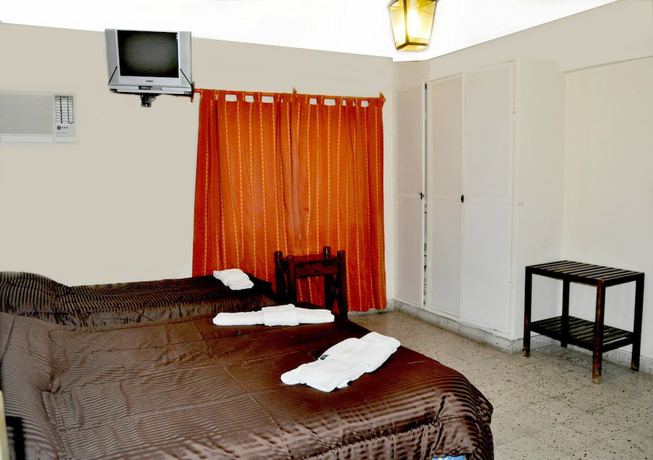 Imagen de la habitación del Hotel Gandia. Foto 15