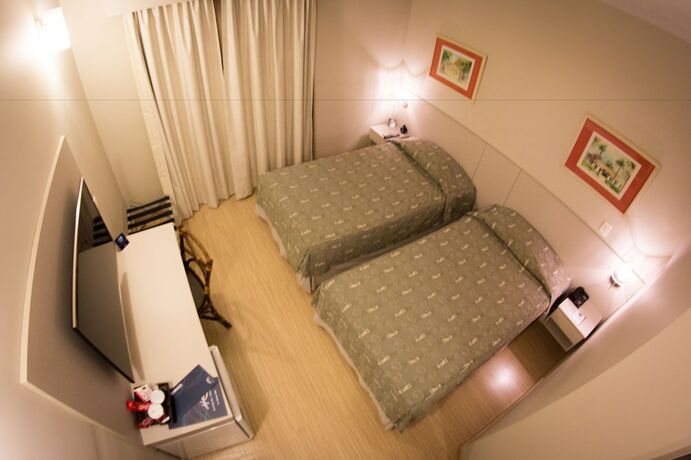 Imagen de la habitación del Hotel Gandini. Foto 20
