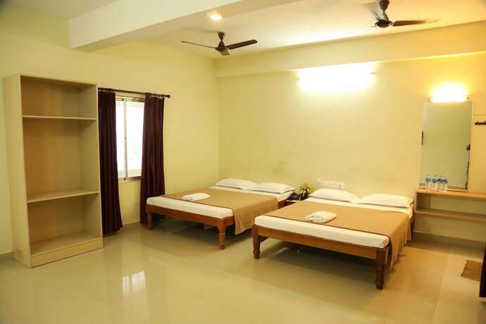 Imagen de la habitación del Hotel Ganesh Beach Resort. Foto 13