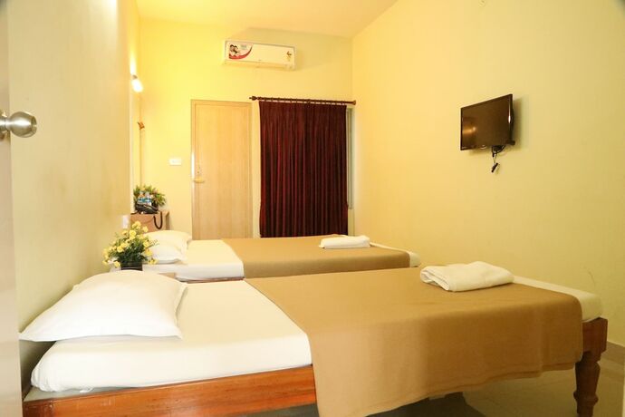 Imagen de la habitación del Hotel Ganesh Beach Resort. Foto 17