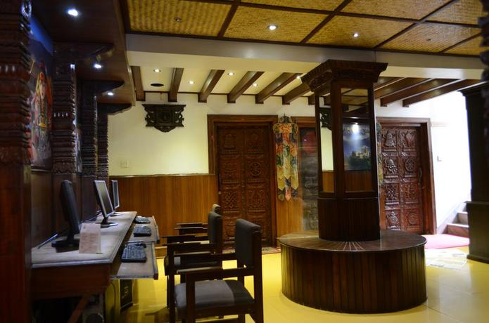 Imagen de los interiores del Hotel Ganesh Himal. Foto 12