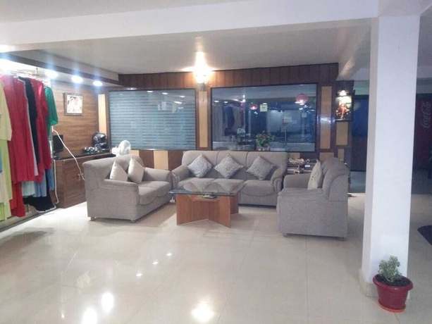 Imagen de los interiores del Hotel Ganesha Inn Ganga View. Foto 18