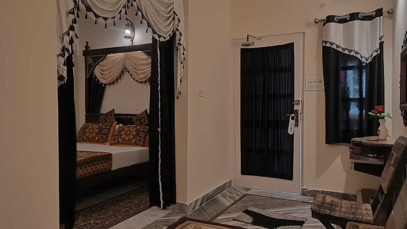 Imagen de la habitación del Hotel Ganesha Palace. Foto 3
