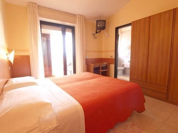 Imagen de la habitación del Hotel Ganfo. Foto 3