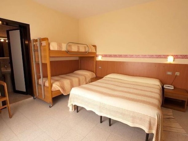 Imagen de la habitación del Hotel Ganfo. Foto 4