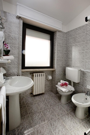 Imagen de la habitación del Hotel Ganfo. Foto 19