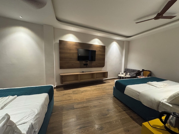 Imagen de la habitación del Hotel Ganga Aamantran. Foto 5